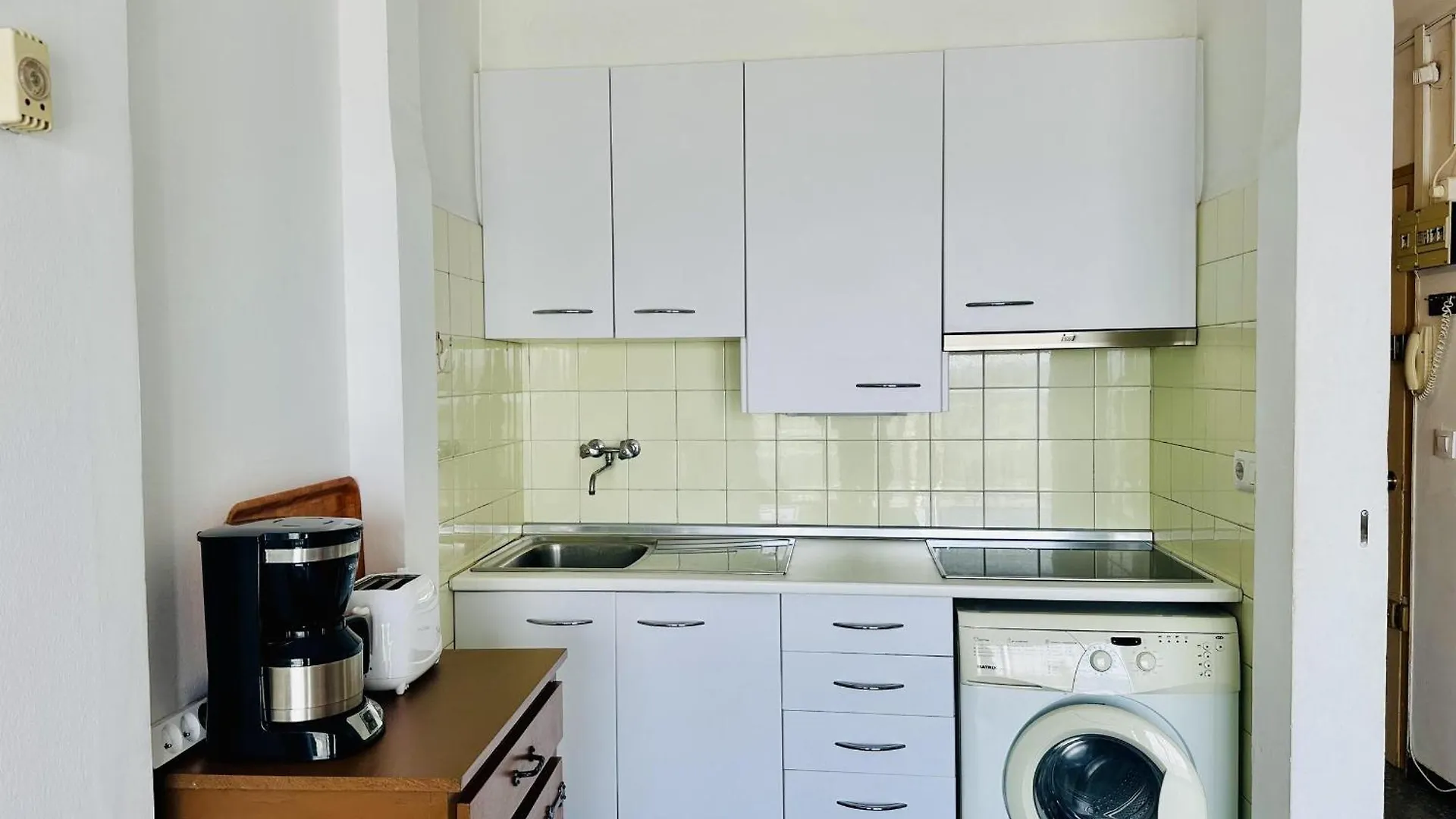 Apartamento Roses, 1 Dormitorio, 4 Personas - Es-258-18 0*, Roses Espanha
